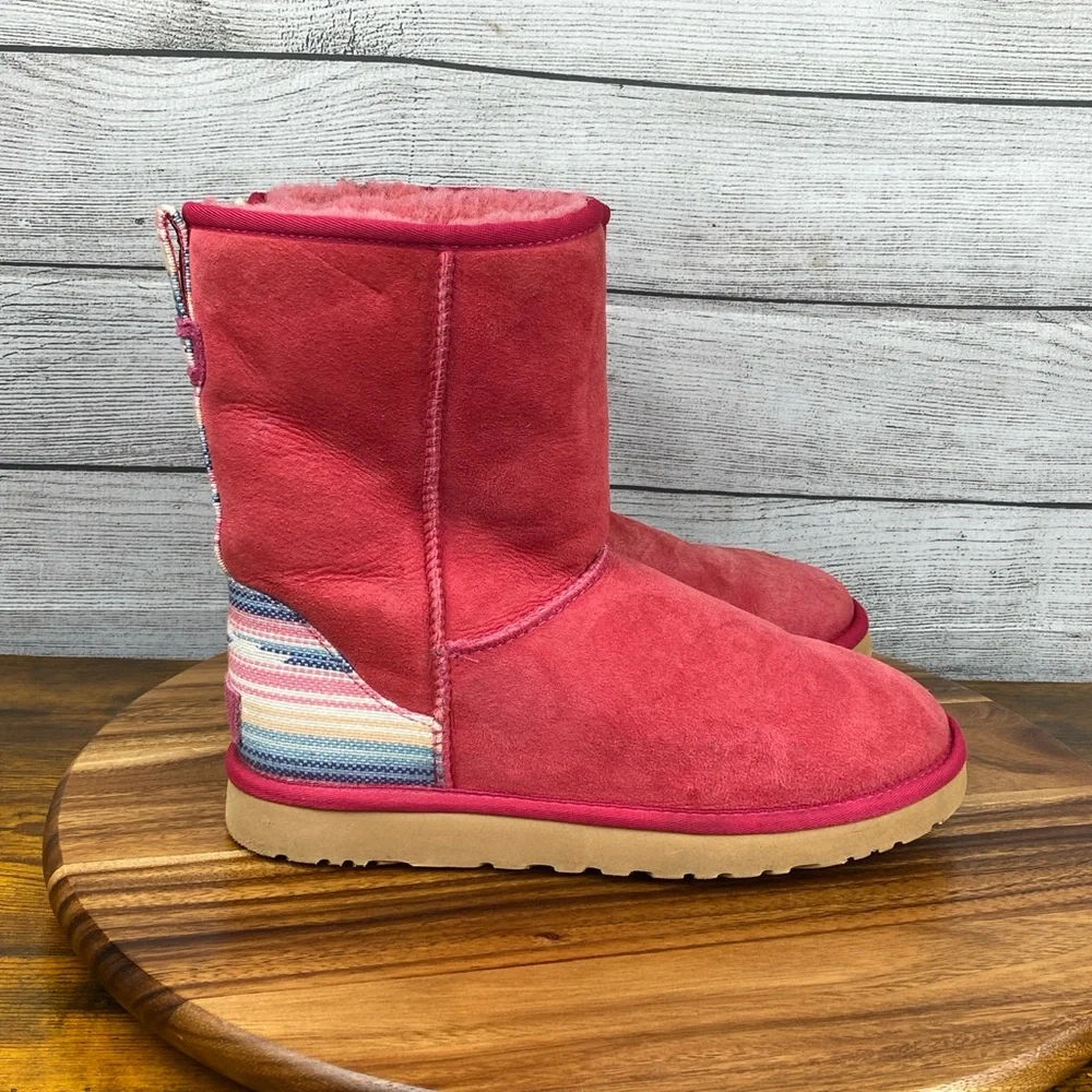 UGG Classic Short Serape Pink Multicolor Stripes Limited Edition Boot Women’s 10